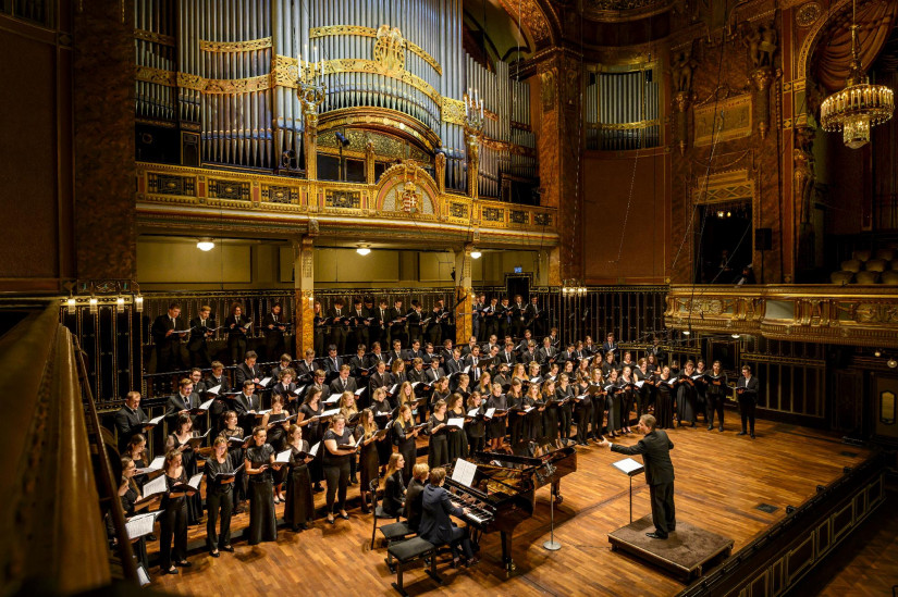 A ZENEAKADÉMIA MŰHELYEI - ALMA MATER KÓRUS - Középkori szövegek nyomában
